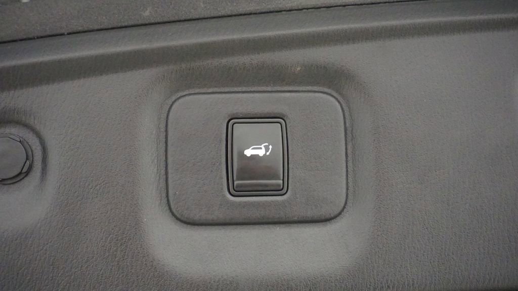 Used 2017 INFINITI QX60 Luxe image 15