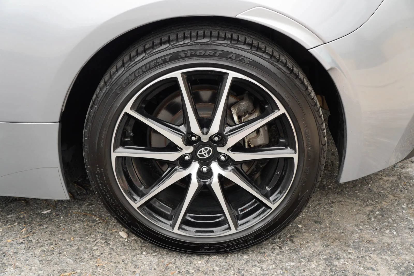 Used 2024 Toyota GR86 RWD image 12