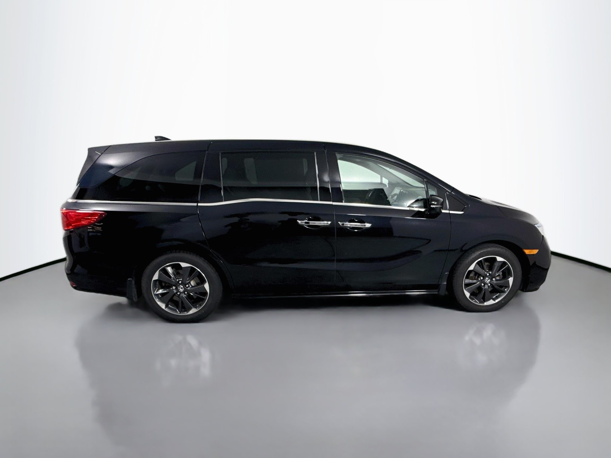 Used 2021 Honda Odyssey Elite image 8