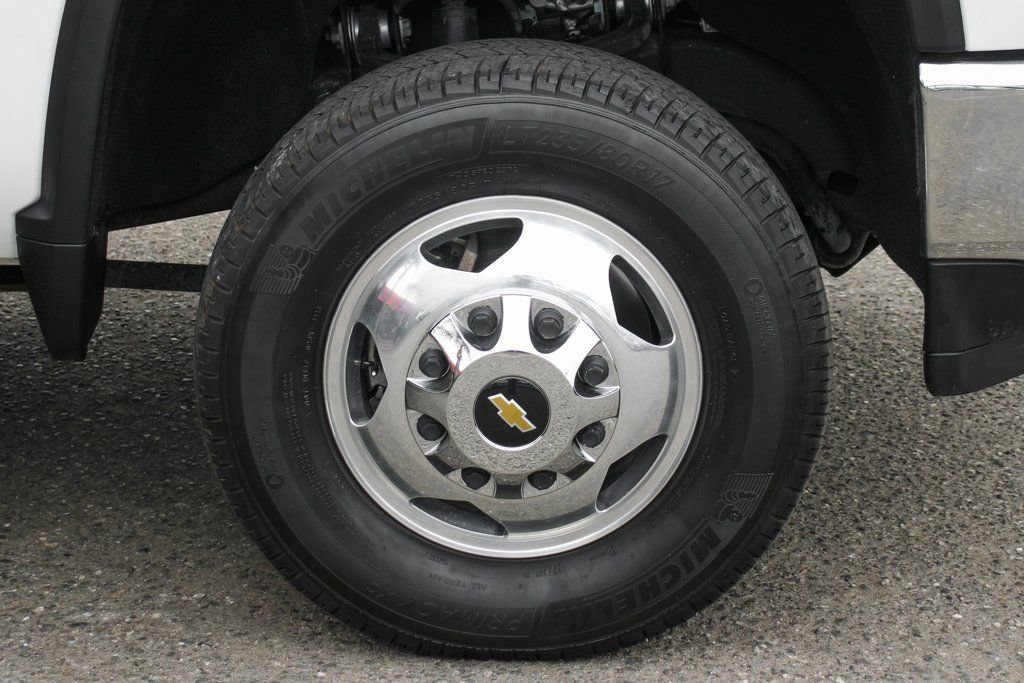 Used 2023 Chevrolet Silverado 3500 LTZ w/ LTZ Convenience Package AWD/4WD image 45