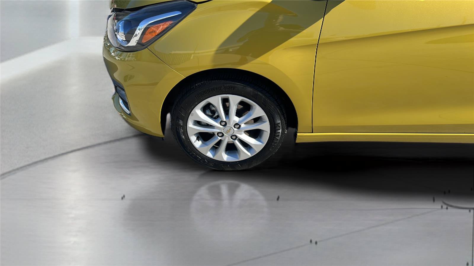 Used 2022 Chevrolet Spark LT FWD image 21