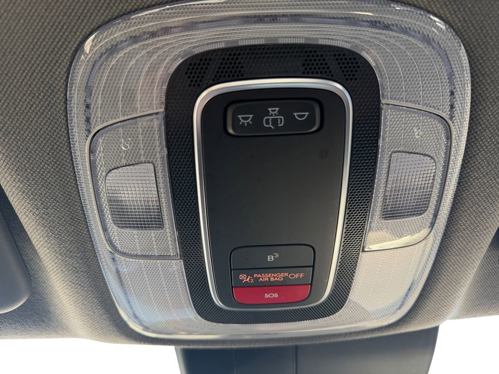 Certified 2025 Hyundai Elantra SEL FWD image 21