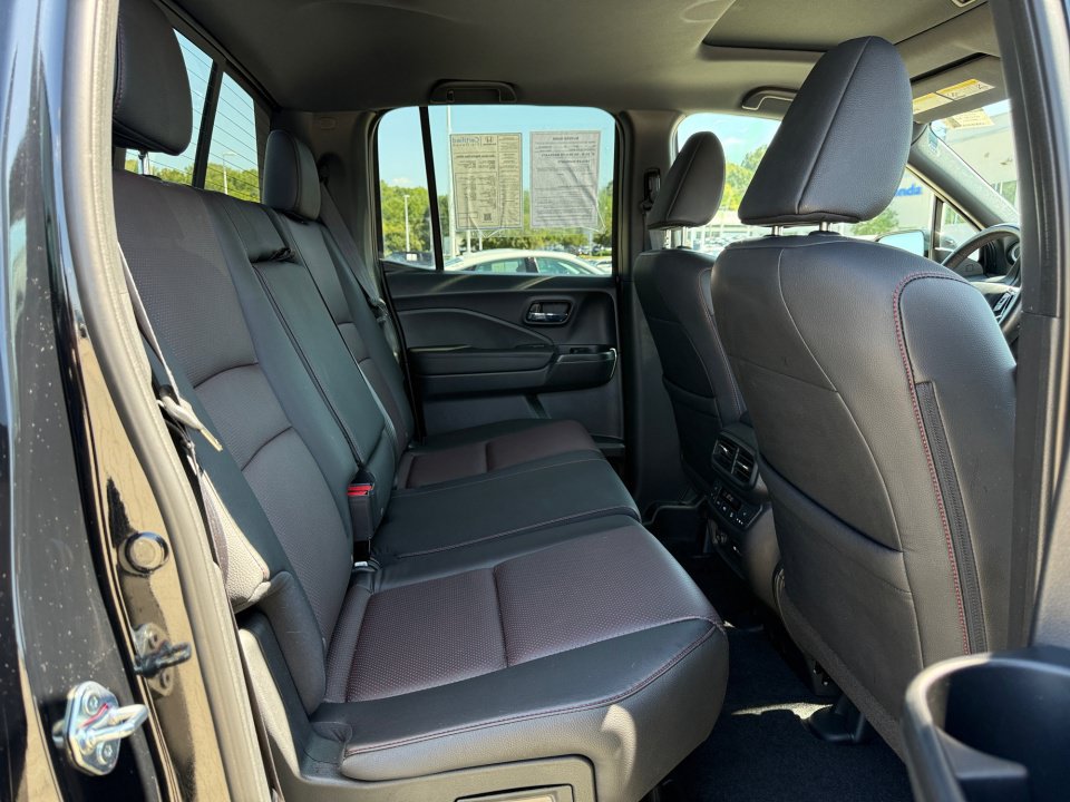Used 2024 Honda Ridgeline Black Edition image 29