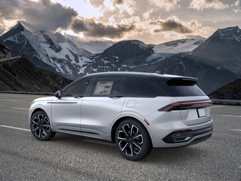 New 2026 Lincoln Nautilus Reserve AWD/4WD image 4