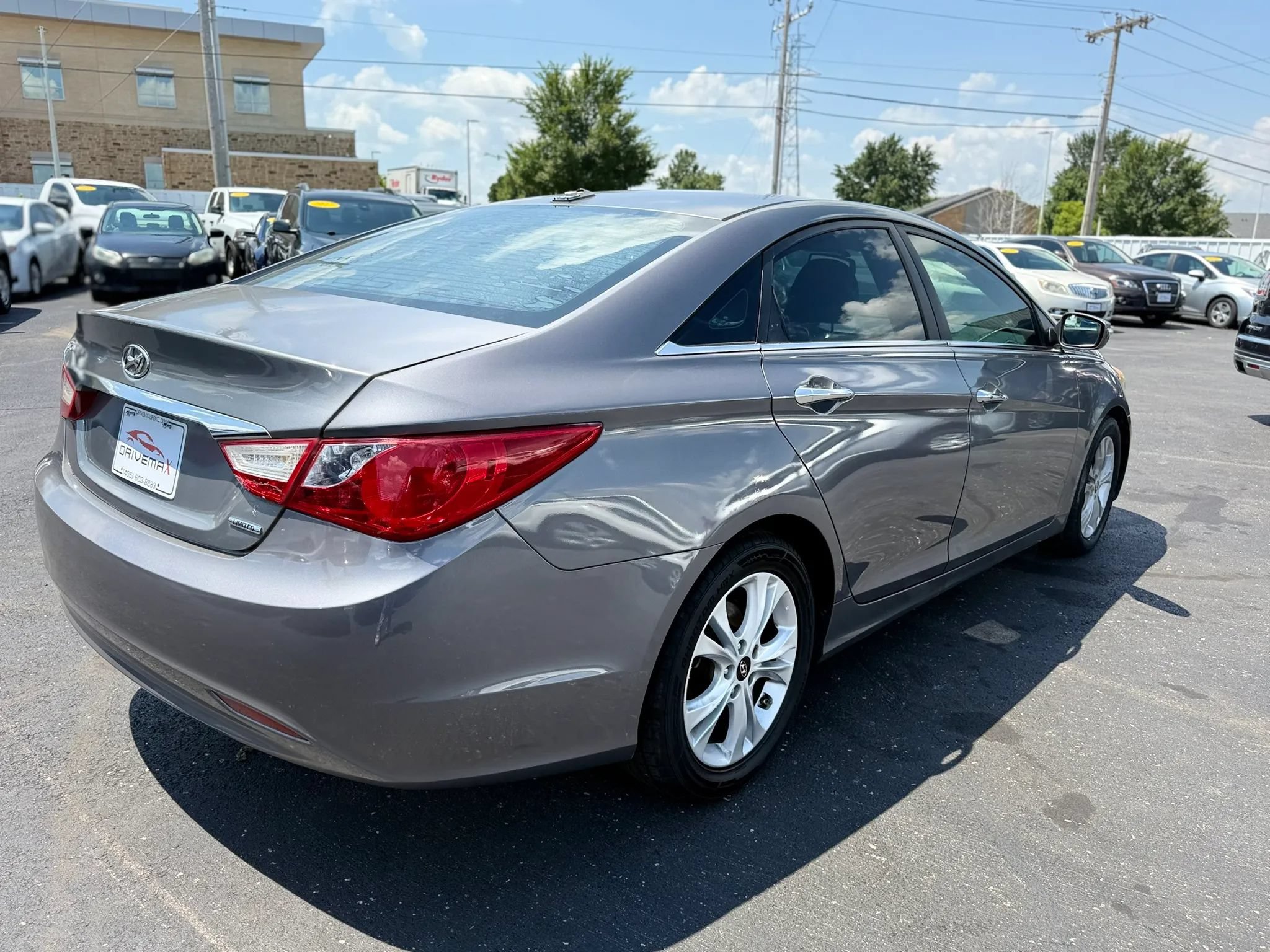 Used 2013 Hyundai Sonata Limited FWD image 3