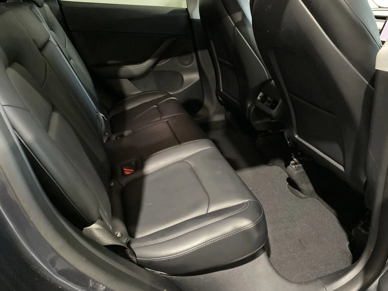 Used 2022 Tesla Model Y Performance image 7