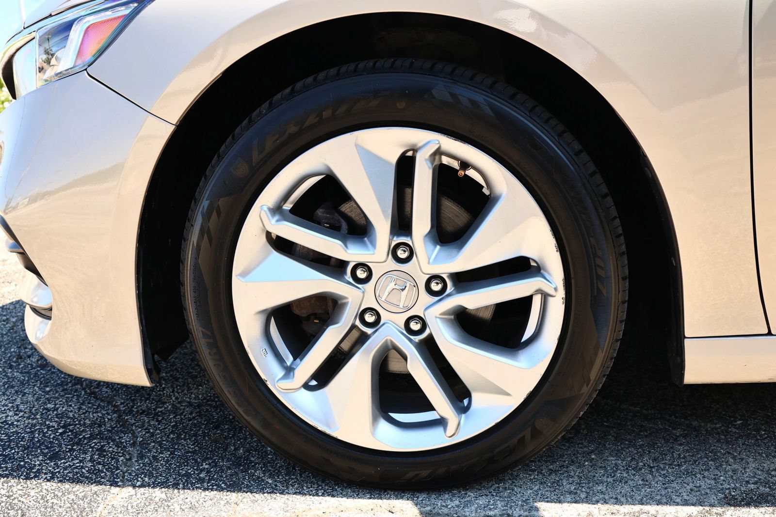 Used 2019 Honda Accord LX image 17