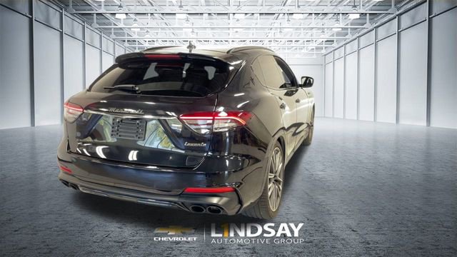 Used 2022 Maserati Levante Modena S image 9