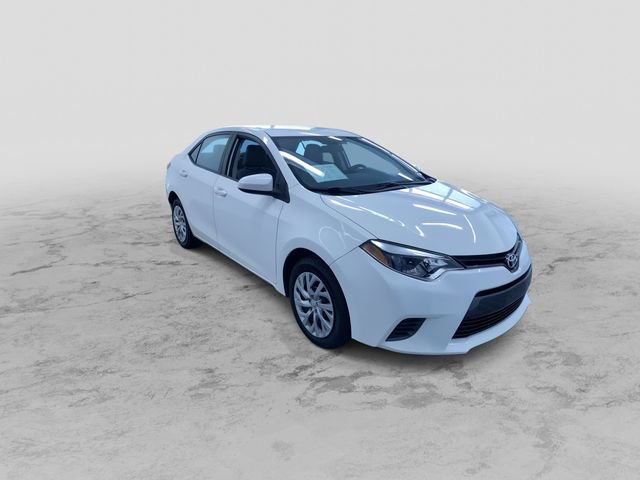 Used 2015 Toyota Corolla LE image 3