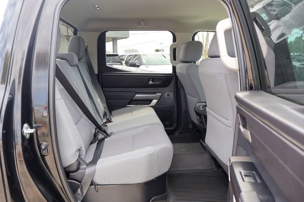 Used 2023 Toyota Tundra SR5 w/ SR5 Convenience Package AWD/4WD image 11