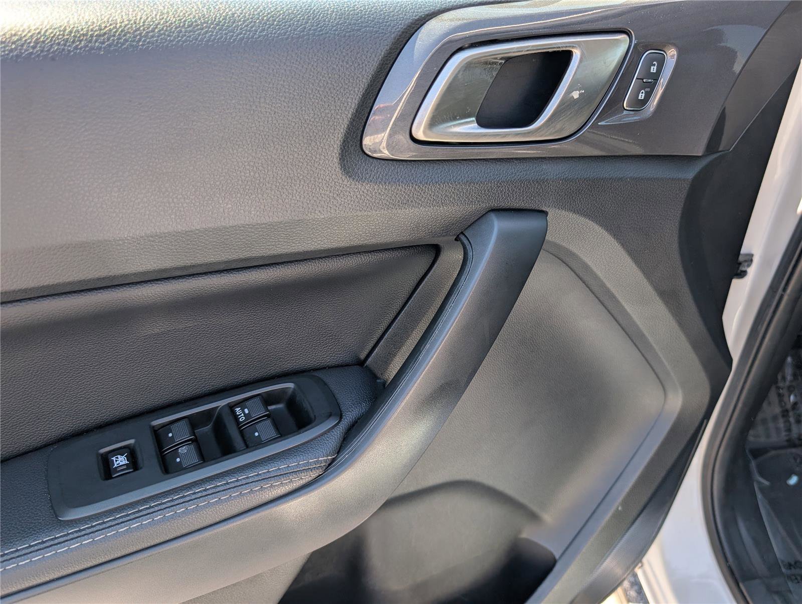 Used 2019 Ford Ranger Lariat w/ Equipment Group 501A Mid image 19