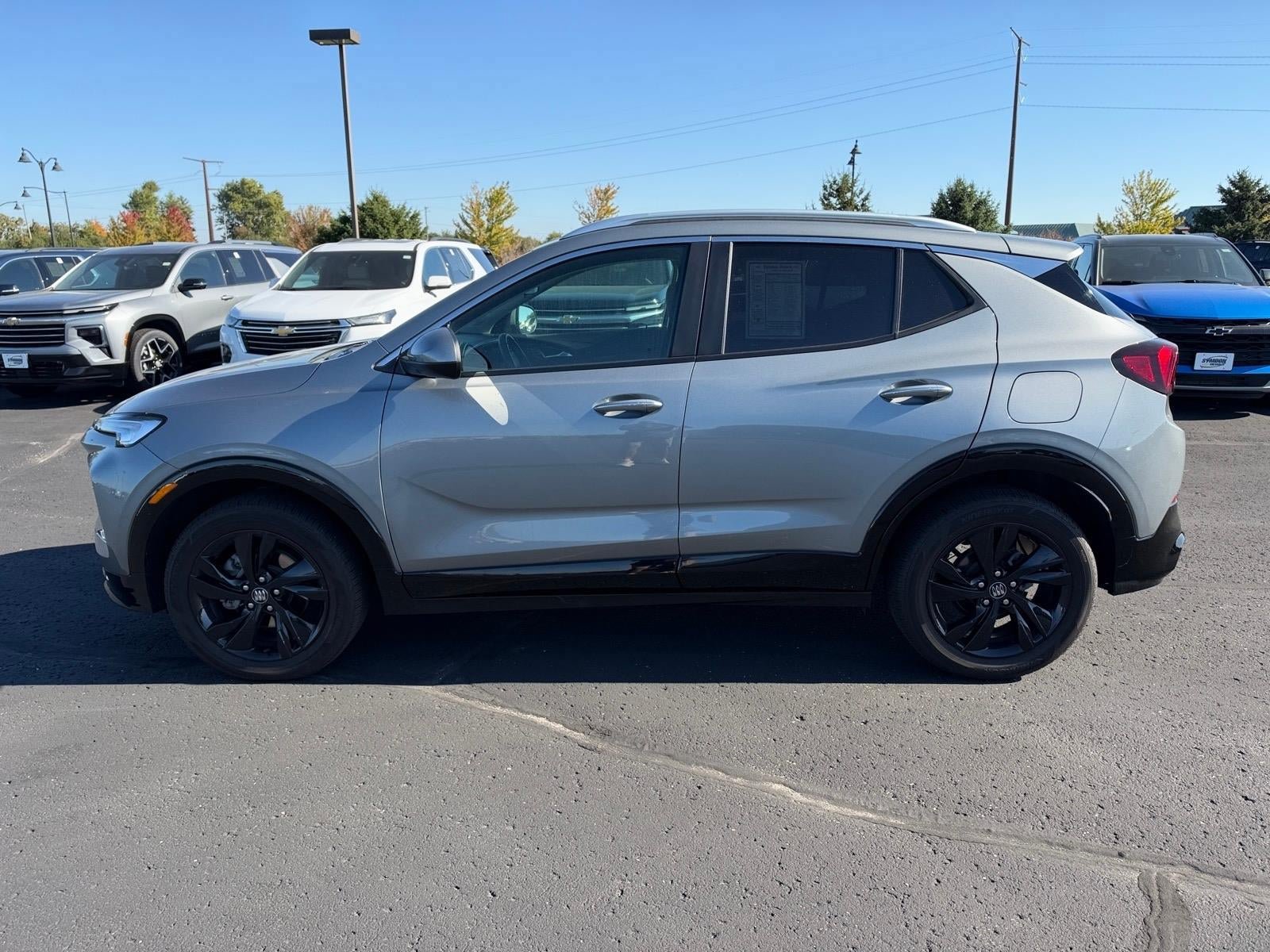 Used 2024 Buick Encore GX Sport Touring w/ Comfort Package AWD/4WD image 2