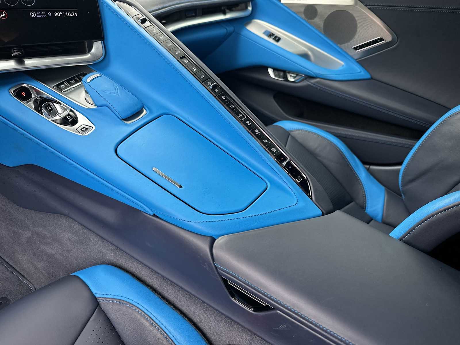 Used 2023 Chevrolet Corvette Stingray Premium Conv w/ Z51 Performance Package RWD image 29