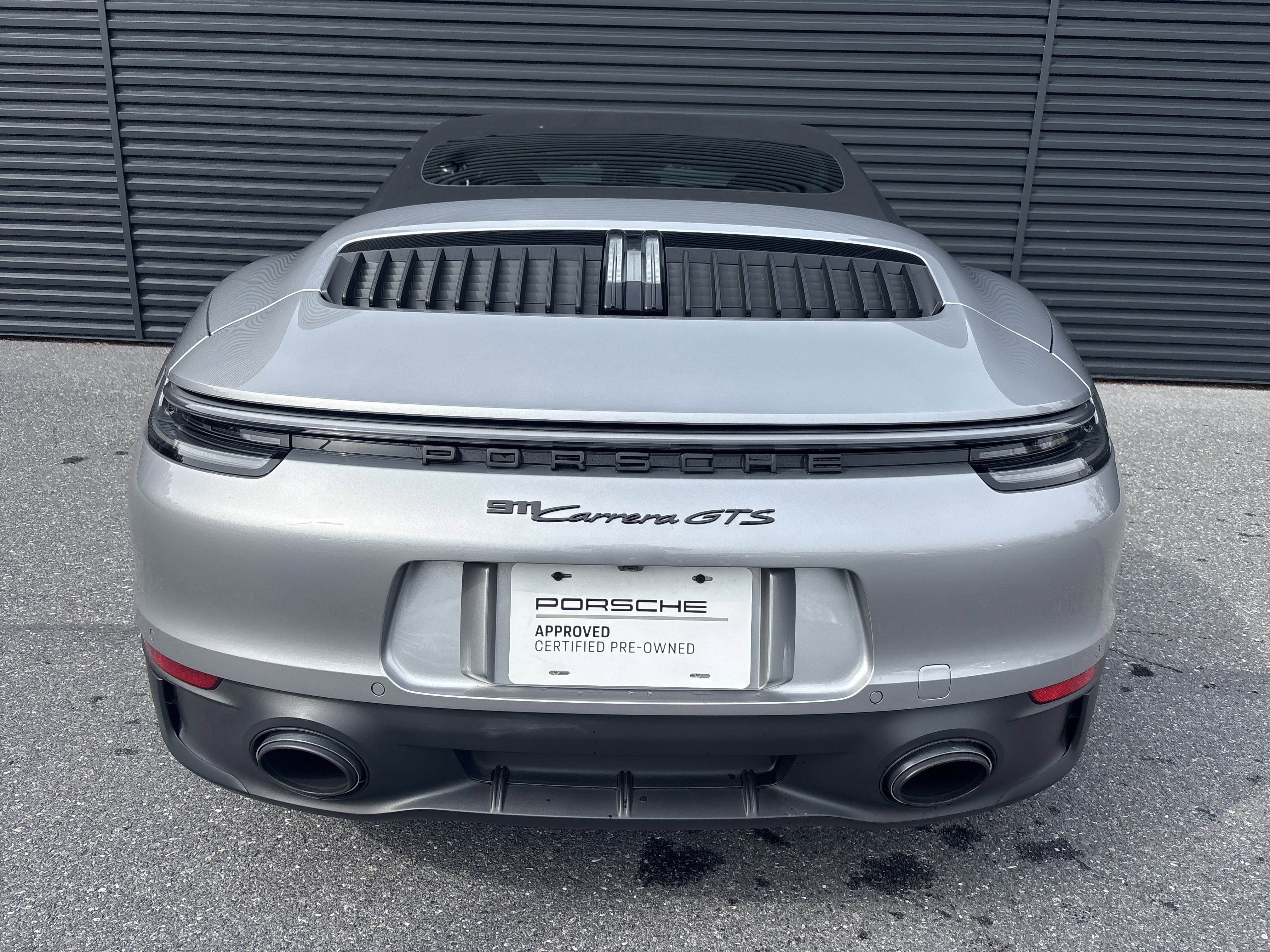 Certified 2022 Porsche 911 Cabriolet image 4