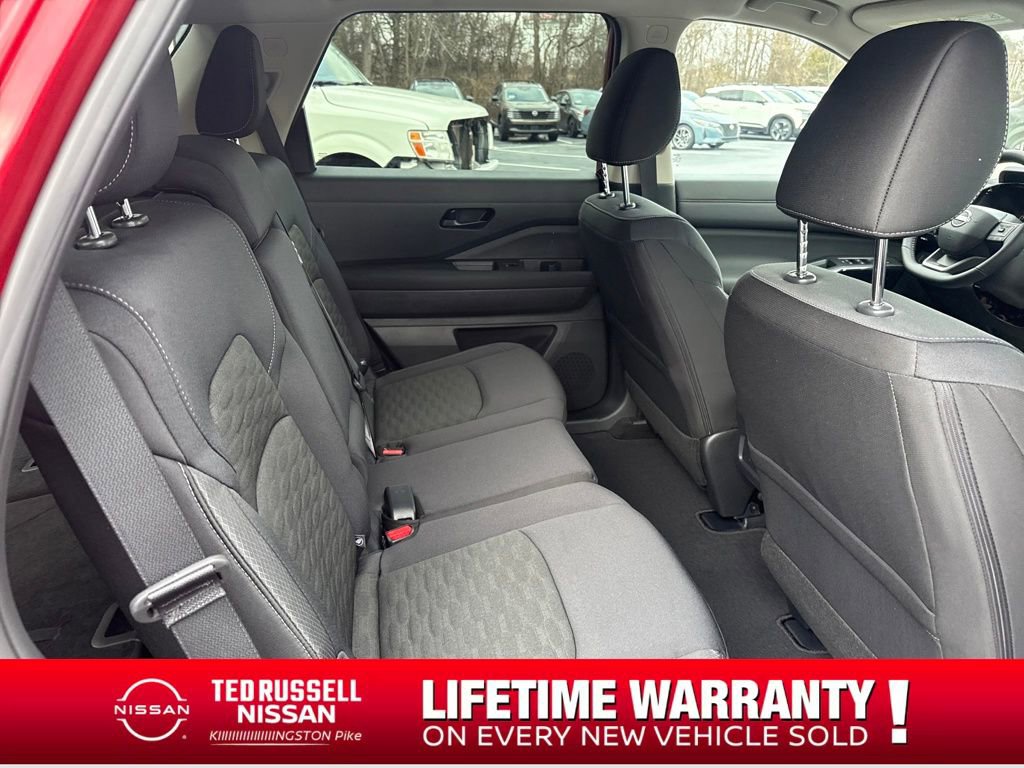 New 2026 Nissan Pathfinder SV image 29