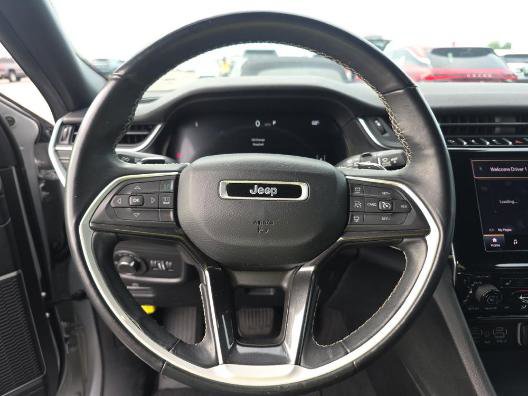 Used 2021 Jeep Grand Cherokee L Laredo RWD image 5