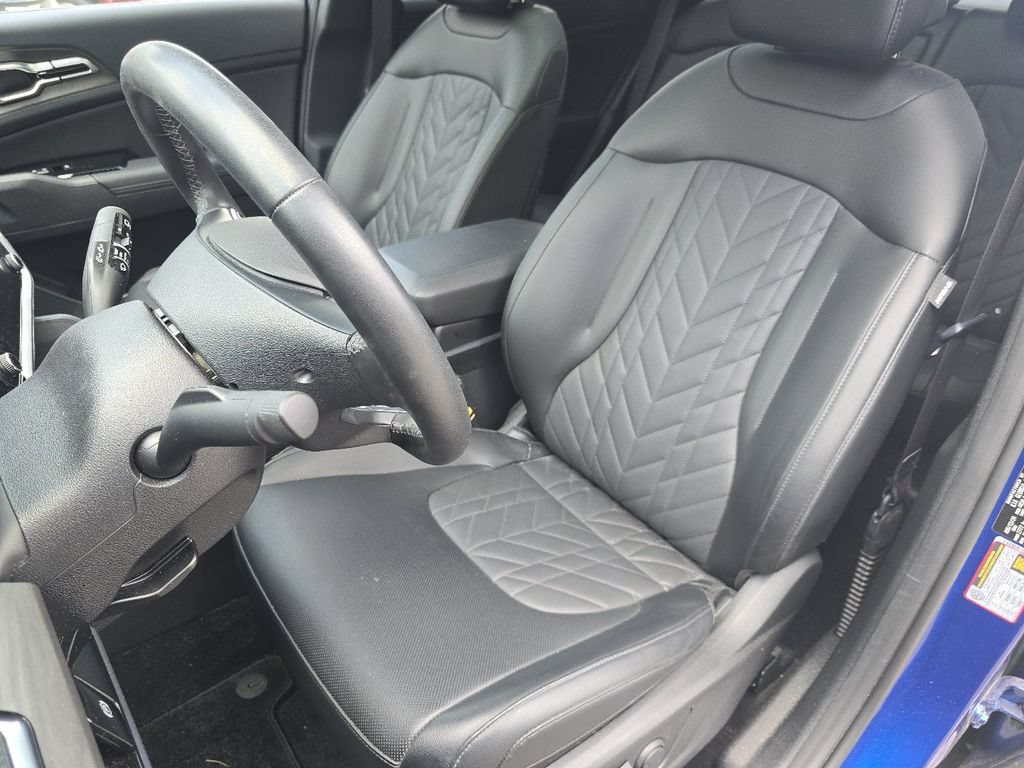 Used 2025 Kia Sportage X-Line w/ Premium Package AWD/4WD image 24