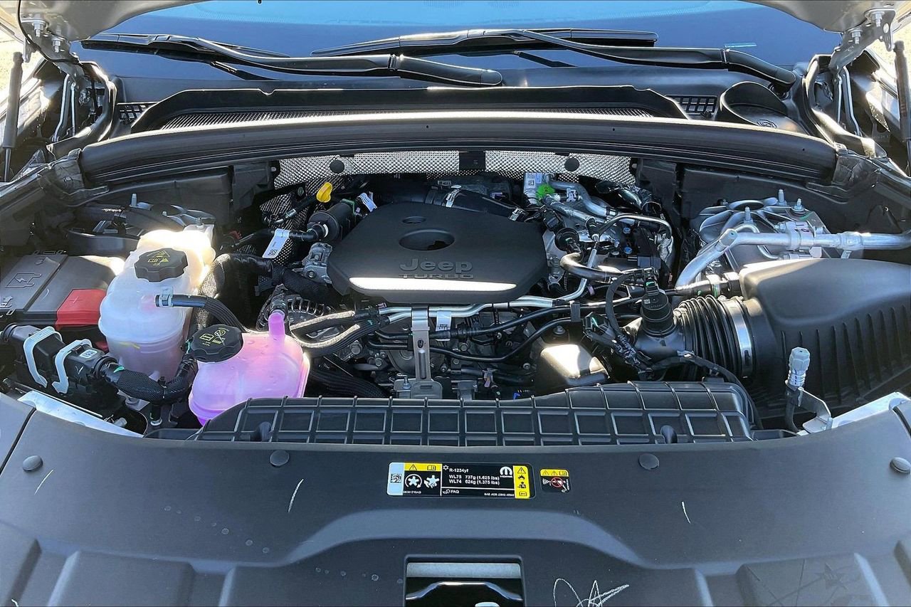 New 2026 Jeep Grand Cherokee Limited w/ Limited Altitude Package image 36