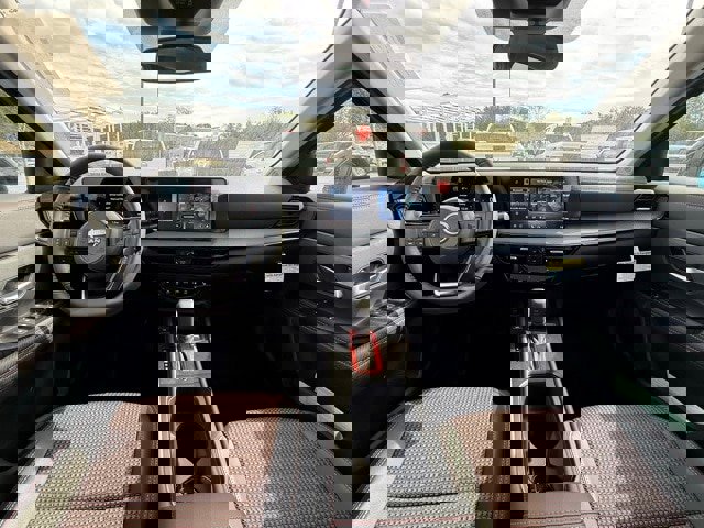 New 2026 Nissan Kicks SR w/ SR Premium Package image 18