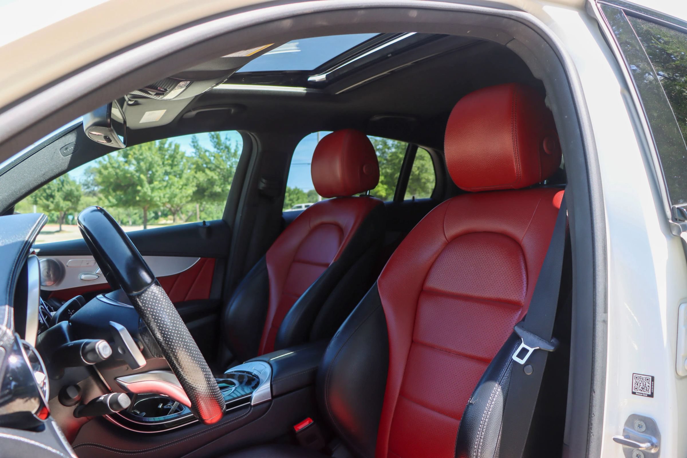 Used 2019 Mercedes-Benz GLC 300 4MATIC Coupe w/ AMG Line image 15