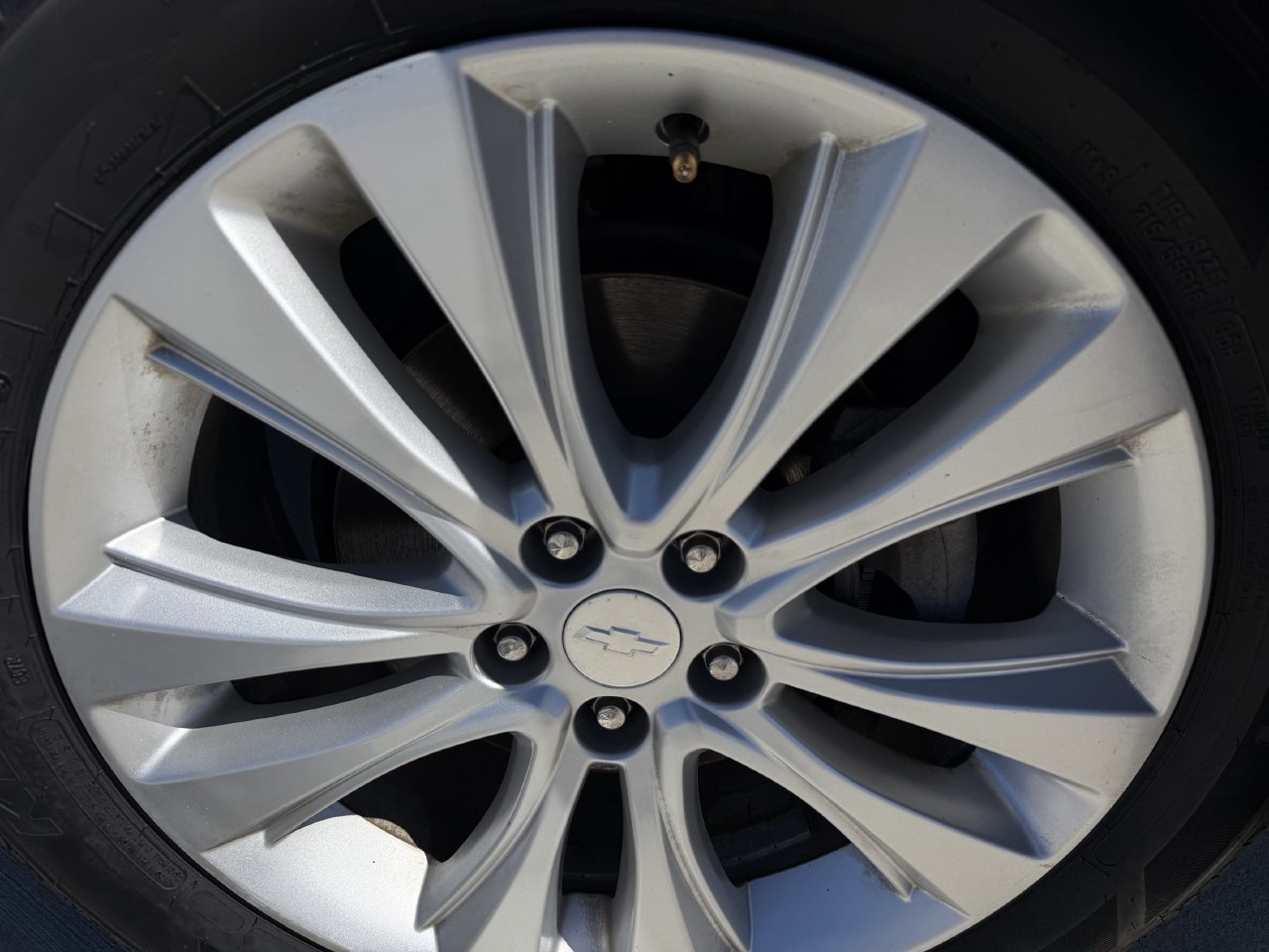 Used 2020 Chevrolet Trax Premier w/ LPO, Protection Package FWD image 9