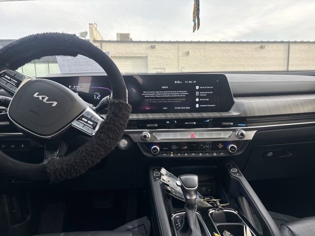 Used 2025 Kia Telluride EX image 11