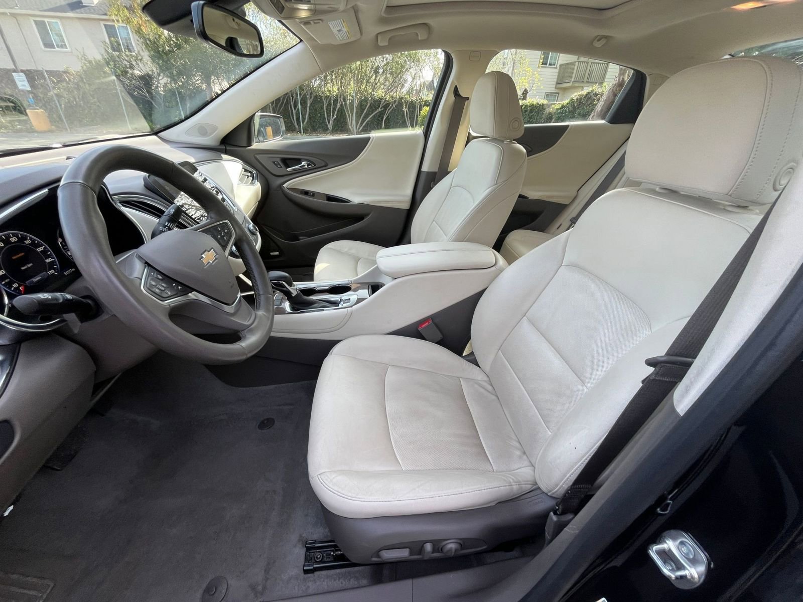 Used 2024 Chevrolet Malibu LT image 28