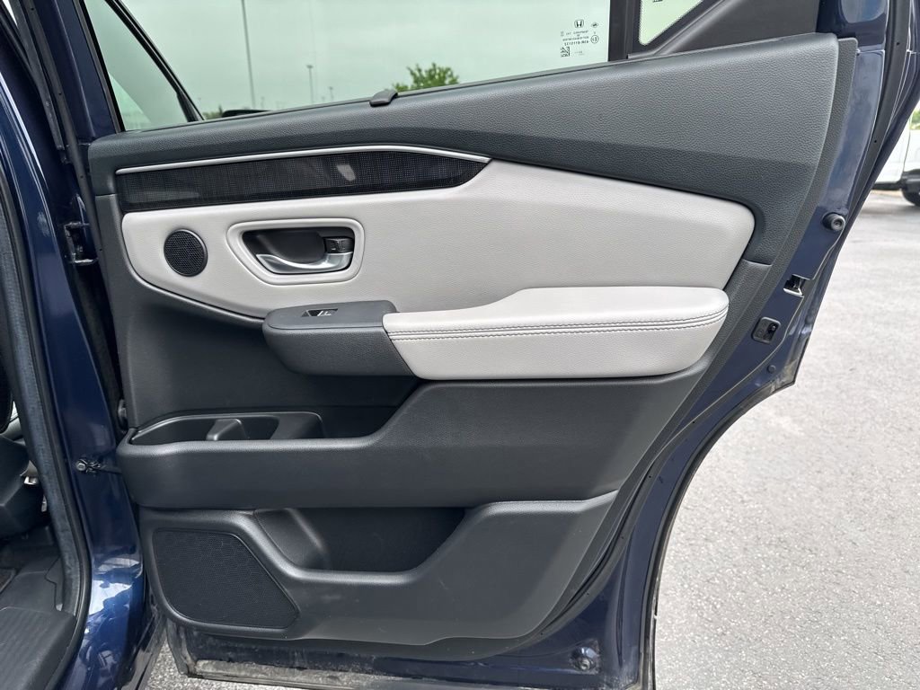 Certified 2024 Honda Pilot Elite image 39