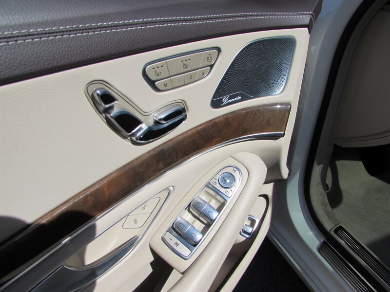 Used 2015 Mercedes-Benz S 550 Sedan image 7