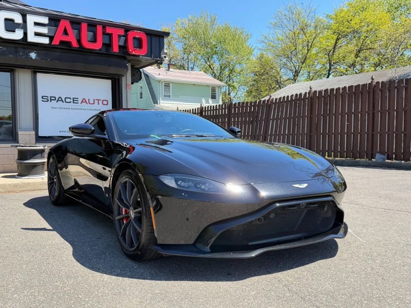 Used 2020 Aston Martin V8 Vantage Coupe RWD image 4