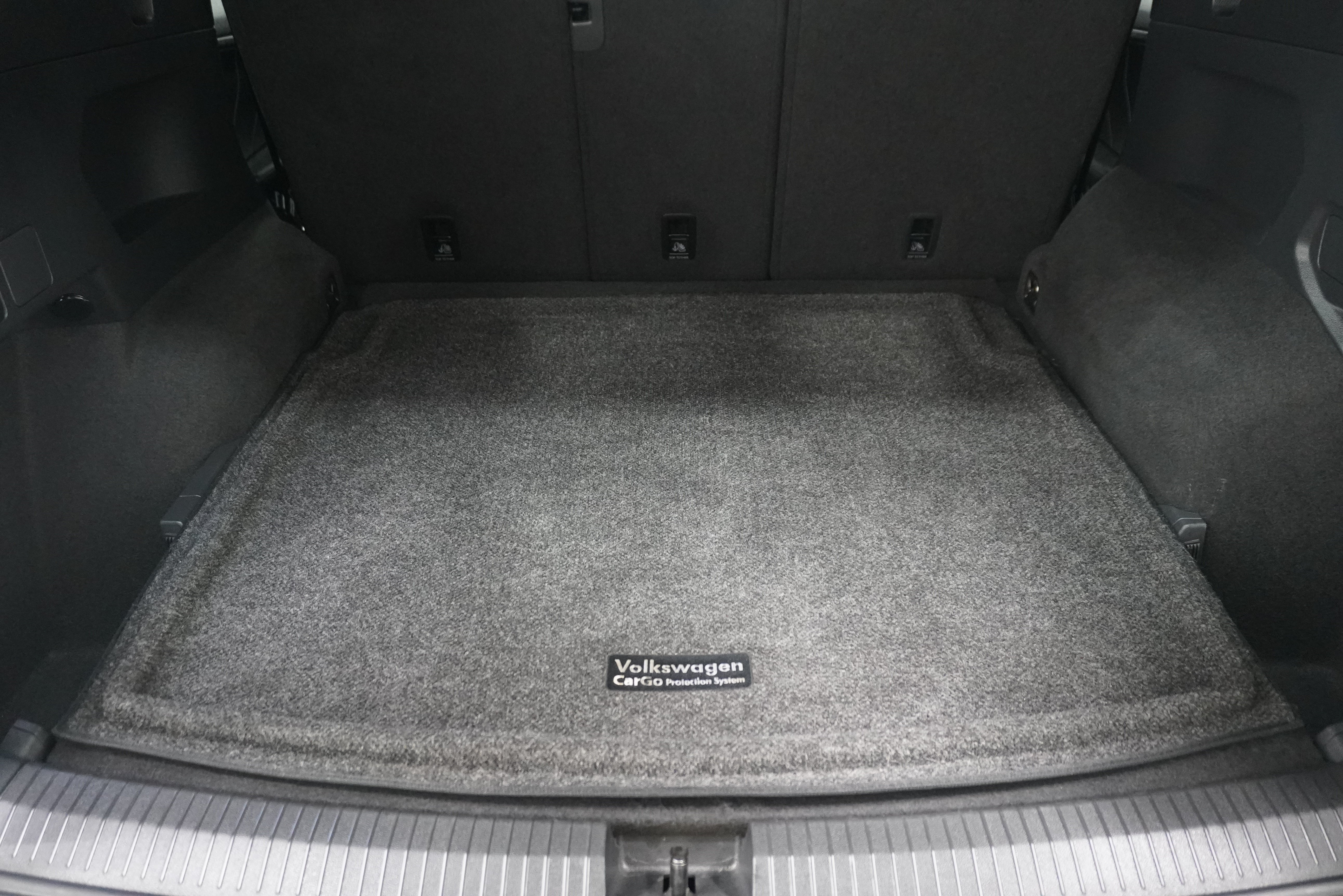 Used 2022 Volkswagen Tiguan SE R-Line AWD/4WD image 29