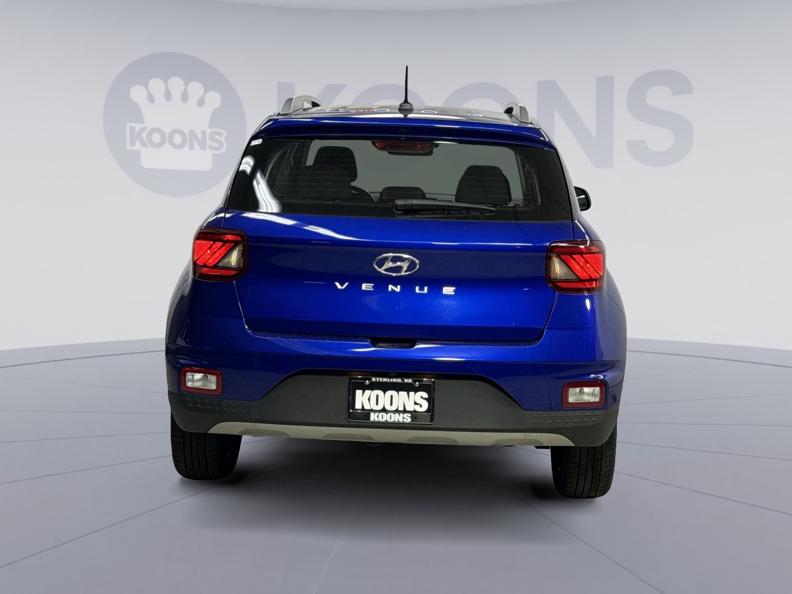 Used 2025 Hyundai Venue SEL FWD image 19