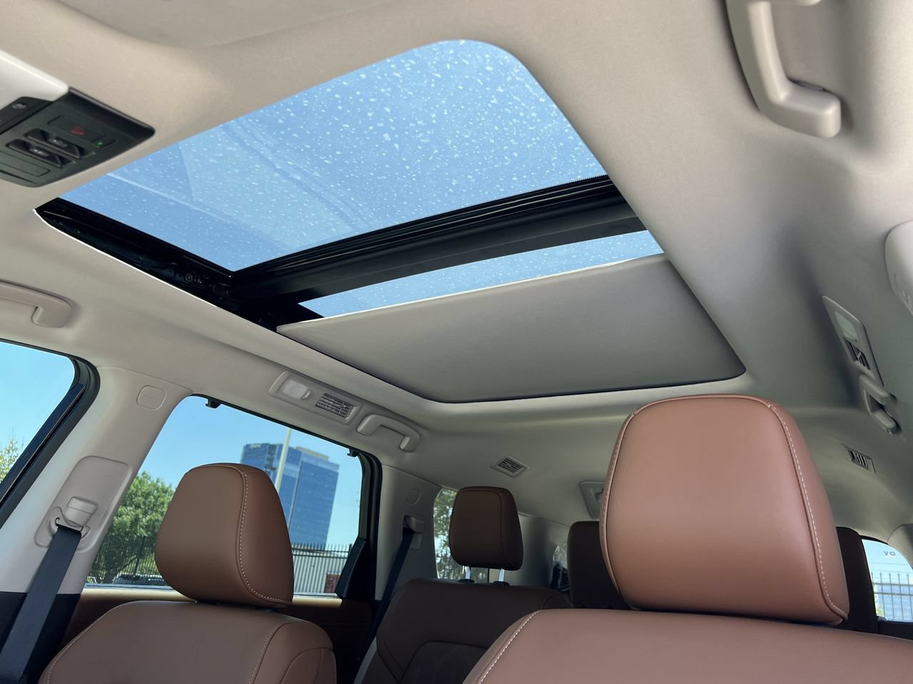 New 2026 Nissan Pathfinder Platinum FWD image 14