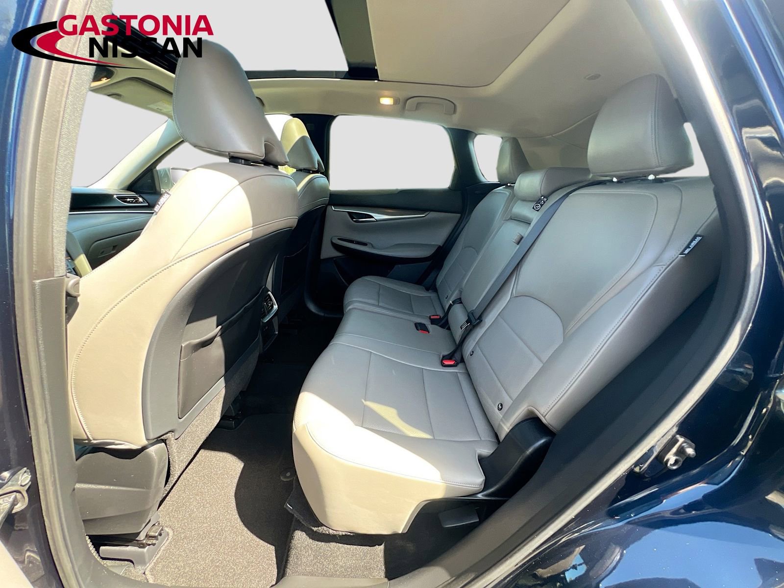 Used 2023 INFINITI QX50 Luxe image 32