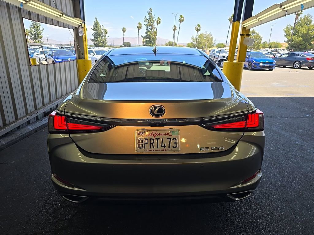 Used 2020 Lexus ES 350 w/ Accessory Package FWD image 6