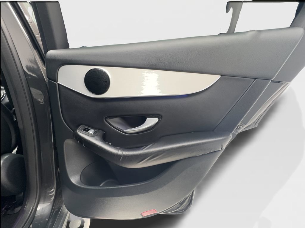 Used 2021 Mercedes-Benz GLC 300 w/ Premium Package image 27