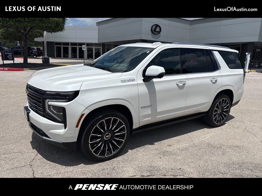 Used 2025 Chevrolet Tahoe High Country AWD/4WD image 1