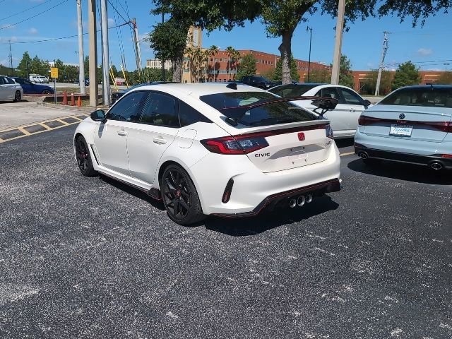 Used 2023 Honda Civic Type R image 4