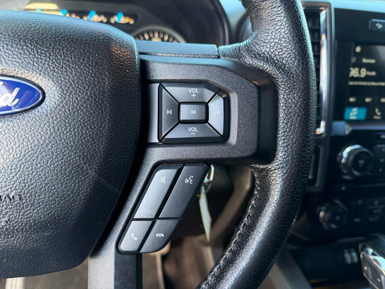 Used 2016 Ford F150 XLT w/ Equipment Group 302A Luxury image 15