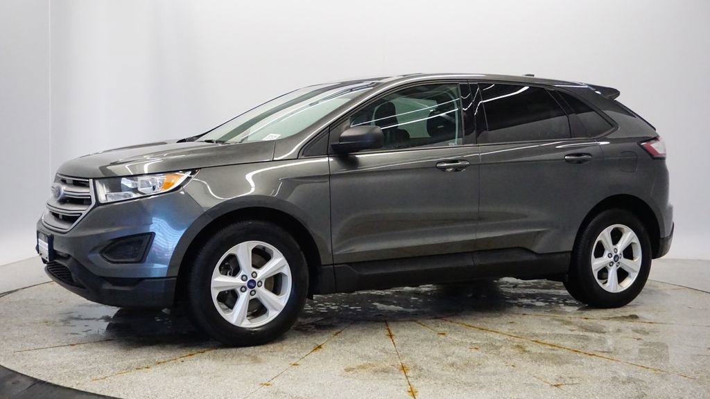 Used 2018 Ford Edge SE image 2
