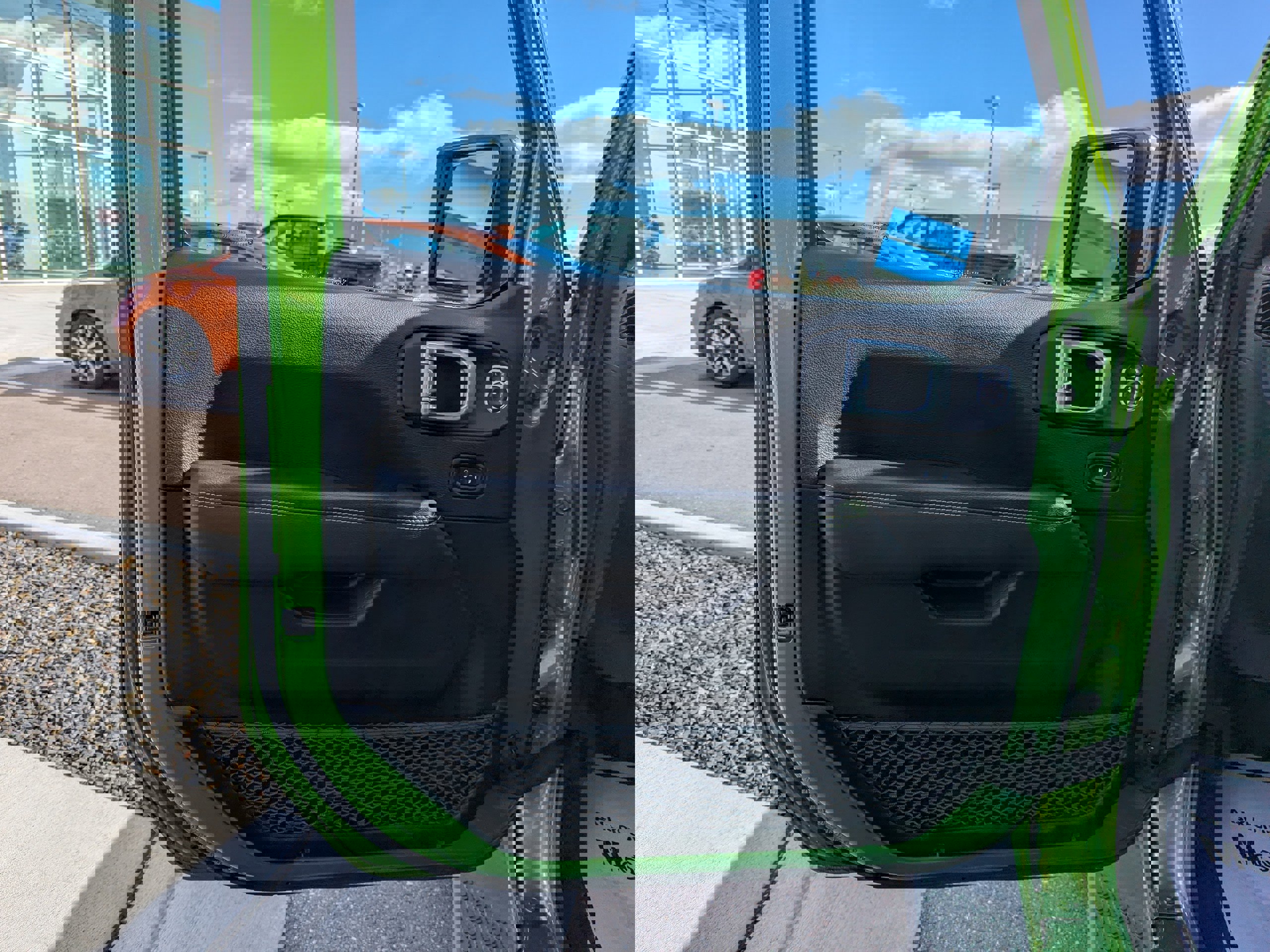 Used 2019 Jeep Wrangler Unlimited Sahara w/ Dual Top Group image 10