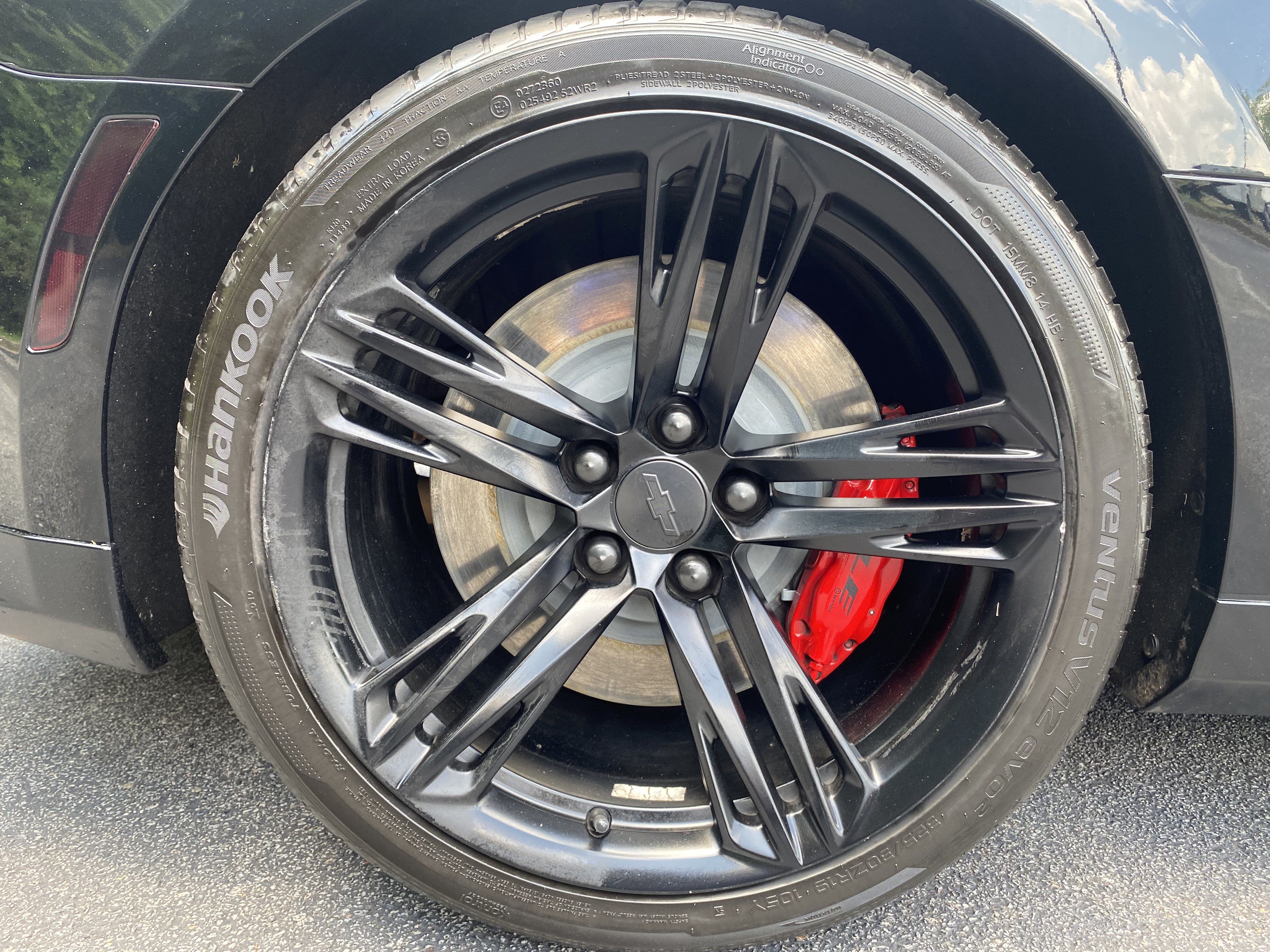 Used 2020 Chevrolet Camaro ZL1 RWD image 43