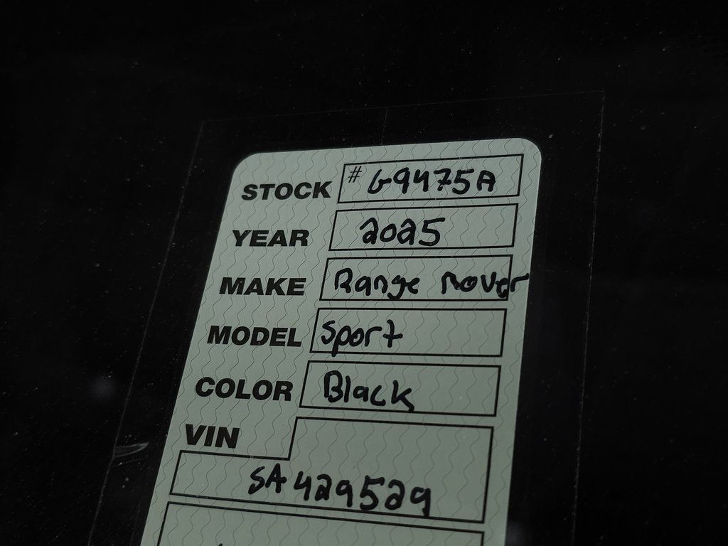 Used 2025 Land Rover Range Rover Sport Dynamic SE image 42