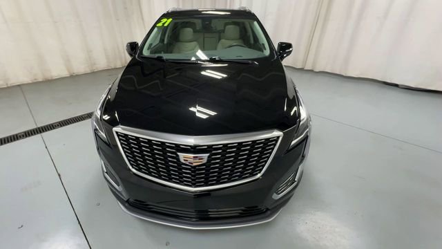 Used 2021 Cadillac XT5 Premium Luxury image 3