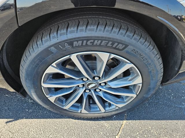 Used 2024 Cadillac Lyriq Sport w/ LPO, Floor Liner Package RWD image 14