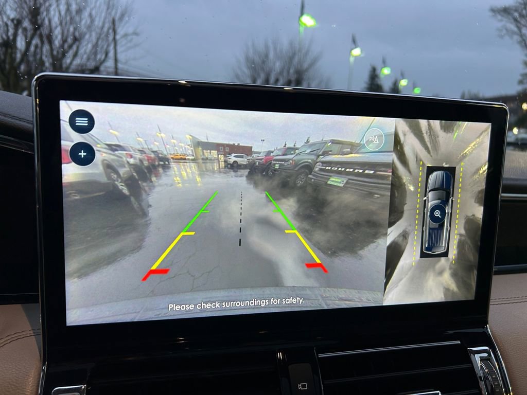 Used 2023 Lincoln Navigator Reserve image 19