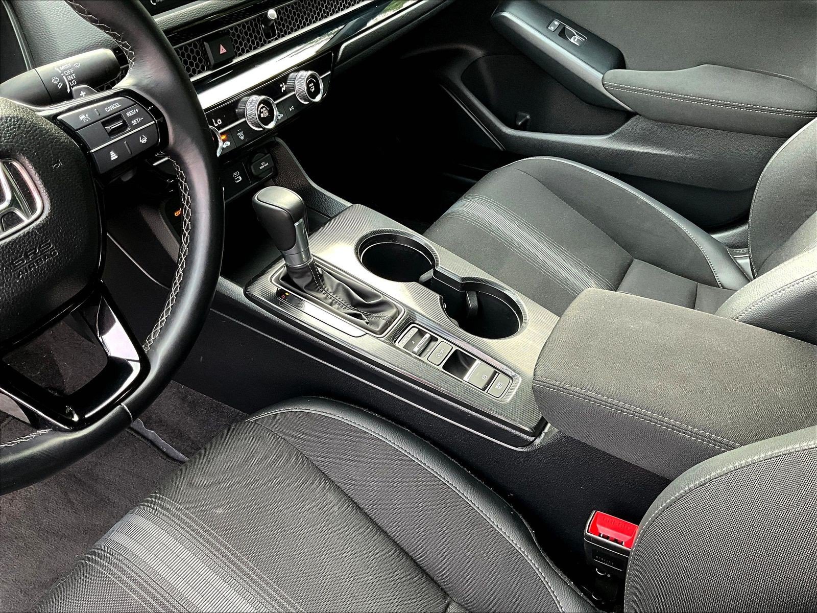 Certified 2025 Honda Civic Sport image 17