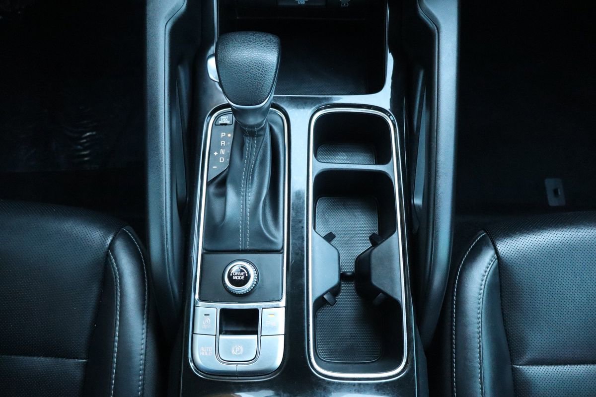 Used 2023 Kia Telluride LX image 38