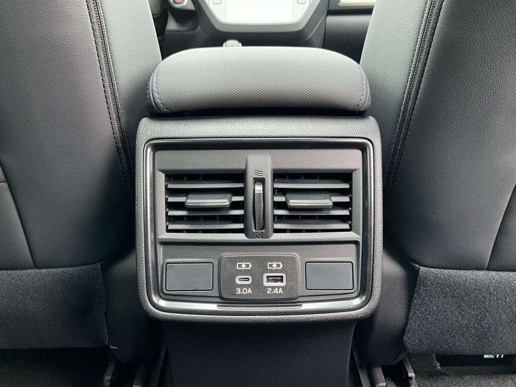 Certified 2025 Subaru Forester Limited image 16
