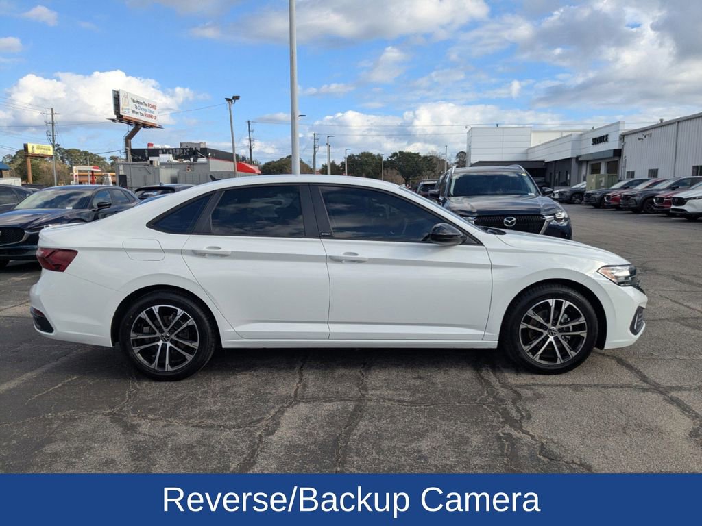 Used 2024 Volkswagen Jetta Sport video 3